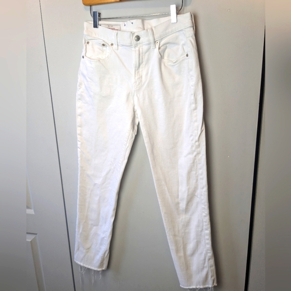 GAP Girlfriend Mid Rise White Pants Size 26 99% Cotton - Picture 4 of 13